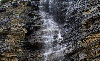 Waterfall at Johnston Canyon 03, black, grey, graphy, waterfall, nature, rocks HD wallpaper