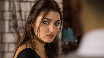 Black Pearl, Hande Ercel HD wallpaper