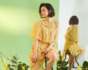 Lucy Hale Bustle 2017, lucy-hale, celebrities, girls HD wallpaper