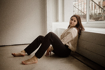 Cute Girl Indoor graphy, girls, model, graphy HD wallpaper