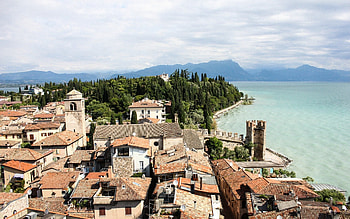 Lombardy towns, Italian beauty, Sirmione , European charm HD wallpaper