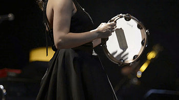 Tambourine , Rhythm instrument, Musical tool, Percussionist's delight HD wallpaper