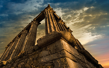 The Roman Temple of Evora, Temple of Diana, Pillars of Heaven, evening, sunset, columns of Temple of Diana, ancient columns, ruins, Evora, Alentejo Central, Portugal HD wallpaper