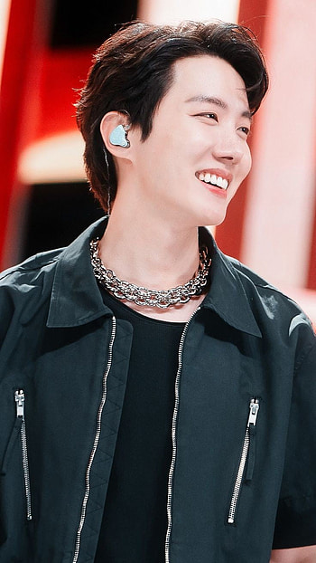 JHOPE YET TO COME, asian_, bts_, korean_, color, black, smile_, yettocome_, bangtan, hoseok HD phone wallpaper