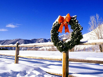Happy Holidays, winter, snow, christmas, fence, country, wreath HD wallpaper