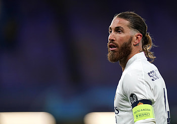 Commanding Captain — Soccer, soccer, Sports HD wallpaper
