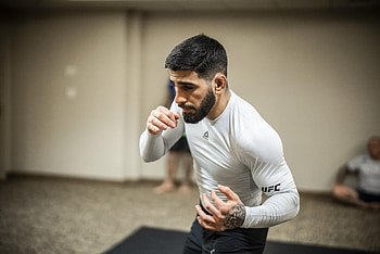 Ilia "El Matador" Topuria, UFC, Ilia Topuria, Sports HD wallpaper