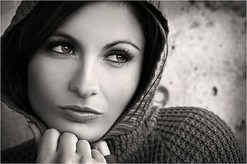 Thinking of you, dreamer, dreamer girl, lovely lady, graphy, eyes, beauty, life, love, black and white, face, thinking, stare, lips HD wallpaper
