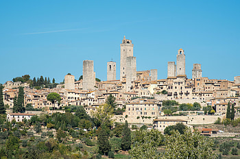 Best sights in San Gimignano, Traveler's guide, Hidden gems, Tuscan beauty HD wallpaper