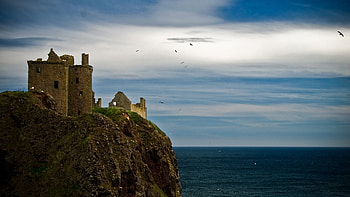 Dunnottar Castle HD wallpaper