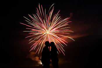 Salute, Love, Dark, Silhouette HD wallpaper