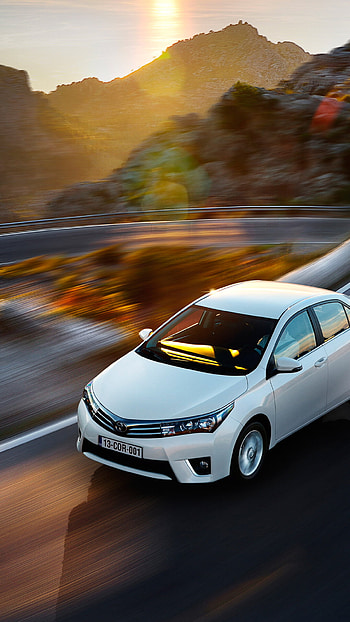 Toyota Corolla, Sleek exterior, Stylish headlights, Premium finish HD phone wallpaper