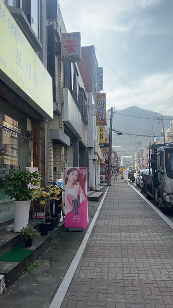 Captivating Seoul, South Korea travel, Cultural experiences, Visual memories HD phone wallpaper