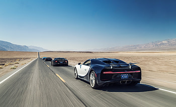 Bugatti Chiron Rear 2017, bugatti-chiron, bugatti, 2017-cars HD wallpaper