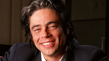 Benicio Del Toro, Gray-haired man, Mysterious appearance, Full HD wallpaper