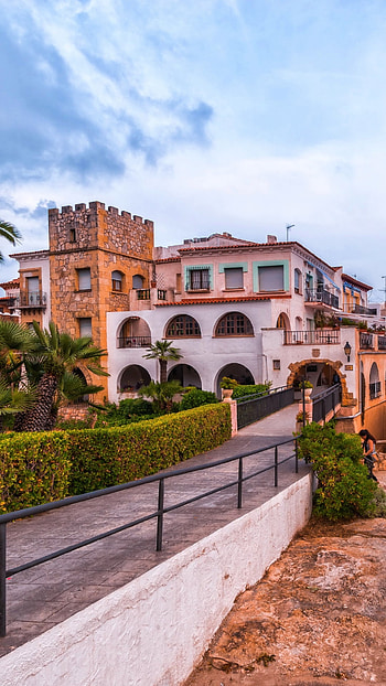 City on the Coast of Spain, house, man made, town HD phone wallpaper