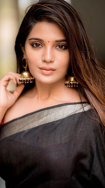 Atmika, tamil actress, saree lover HD phone wallpaper