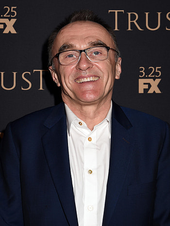 Danny Boyle, Net worth query, Bond departure, Trainspotting release HD phone wallpaper