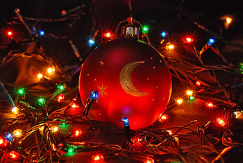 Merry Christmas!, craciun, moon, lights, christmas, ball, red, luna, deco HD wallpaper