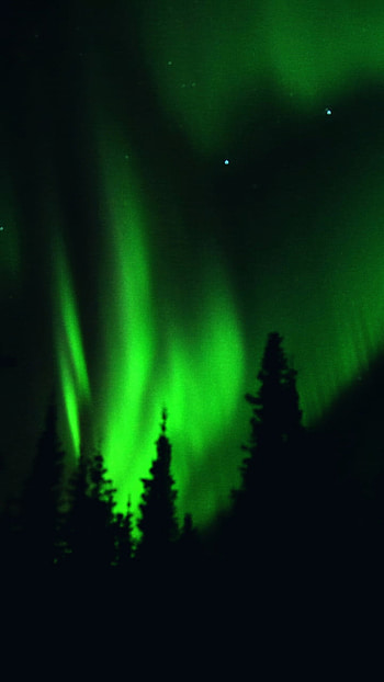 Green Fire in the Sky, light, green, nature, aurora borealis HD phone wallpaper