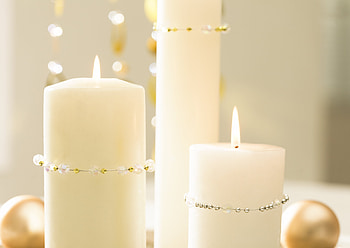 Christmas candles, golden, holidays, graphy, cute, balls, gold, garland, ball, christmas, decorations, candles, lovely, new year HD wallpaper