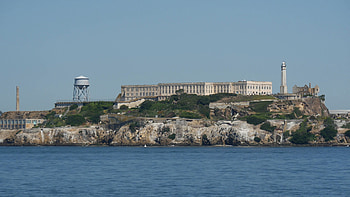Abandoned Alcatraz building, Eerie atmosphere, Haunting beauty, Urban decay HD wallpaper