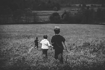 Children, Miscellanea, Miscellaneous, Field, Bw, Chb, Run Away, Run HD wallpaper