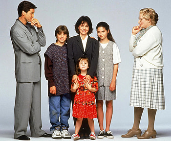 Pierce Brosnan reunion, Mrs. Doubtfire kids, 25 years later, Hit film release HD wallpaper