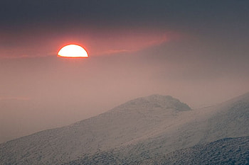 Rila mountain, mist, graphy, bulgaria, sun, sunset, mountain HD wallpaper