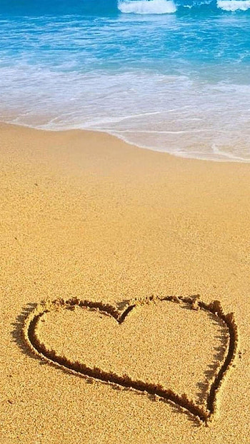 Heart, Footprints in the Sand HD phone wallpaper