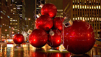 red christmas balls, balls, beautiful, gold, holiday, pretty, christmas, red, festive, new york, santa HD wallpaper