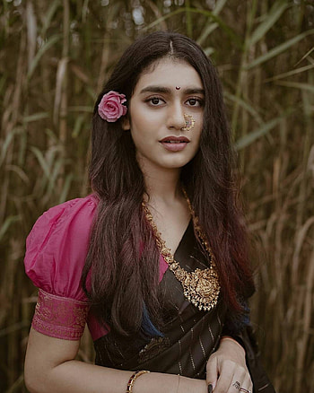 Priya Prakash warrior, eye, lip, mallu actress HD phone wallpaper