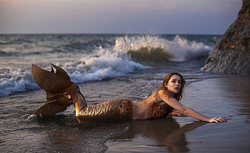 Mermaid Girl On Beach, mermaid, girls, beach, graphy HD wallpaper