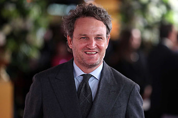 Jason Clarke, Actor's recognition, Unforgettable name, Hollywood movies HD wallpaper