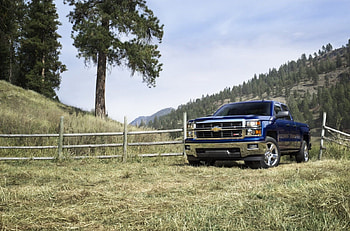2014-Chevrolet-Silverado, bowtie, gm, field, truck HD wallpaper