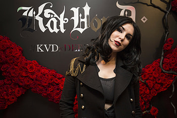 Kat Von D, Celebs, Blood Red, Swimming Pool HD wallpaper