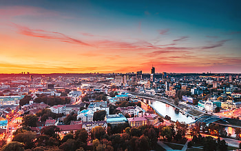 Lithuania travels, Vilnius cityscape , Macbook pro retina HD wallpaper