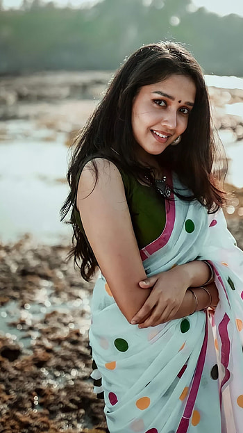 Anikha surendran, saree beauty, malayalam actress HD phone wallpaper
