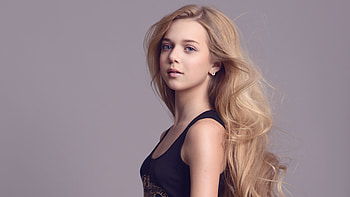 Nika Herndlhofer , nika-herndlhofer, celebrities, girls HD wallpaper