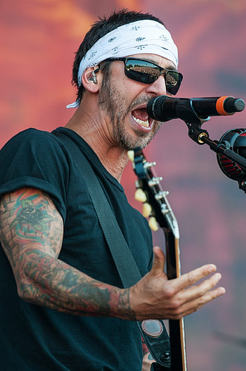 Godsmack, , Zoey Sellers, Music band HD phone wallpaper