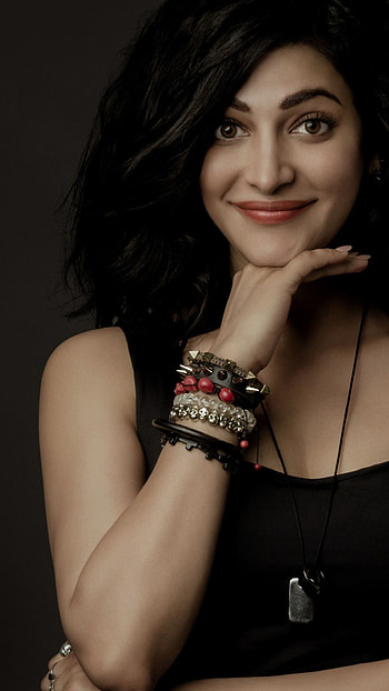 Shruti hassan, multilingual actress HD phone wallpaper