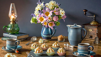 Coffee and Cupcakes, still life, flowers, cakes, lamp HD wallpaper