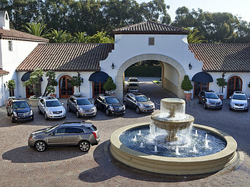 cars, road, house, fontain HD wallpaper