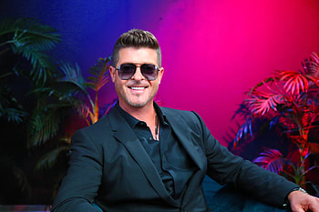 Robin Thicke, Losing his father, Working on new album, Madamenoire HD wallpaper