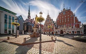 Riga, Latvia, lanterns, Latvia, monument, square, Riga, houses HD wallpaper