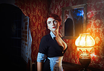 American Horror Story Moira O Hara, american-horror-story, tv-shows, cosplay HD wallpaper