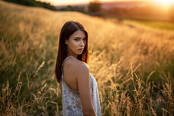 Girl Field Looking At Viewer , girls, model, field HD wallpaper