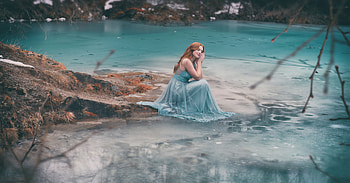 Cold Day And Warm Heart , girls, model, graphy HD wallpaper