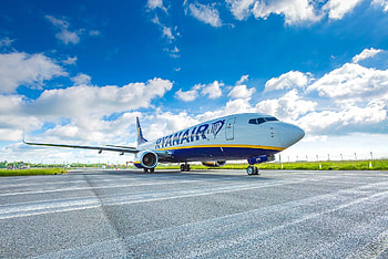 Ryanair, Expansion to Georgia, Corporate website HD wallpaper