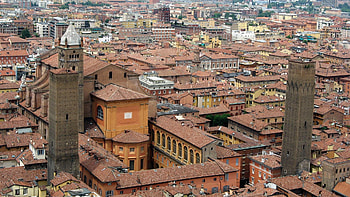 Bologna's charm, Authentic experiences, Cultural capital, Bologna travel HD wallpaper